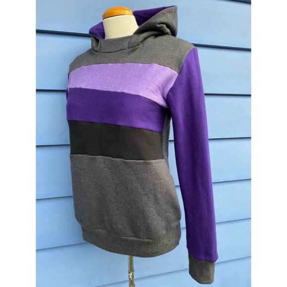 Smokey Amethyst Upcycled Hoodie w/ Pockets Sweatshirt One-Of-A-Kind MungoCrafts - Picture 3 of 5